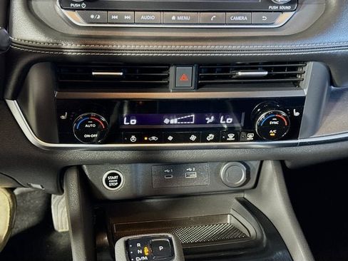 Used 2023 Nissan Rogue SV w/ SV Premium B Package AWD/4WD image 13