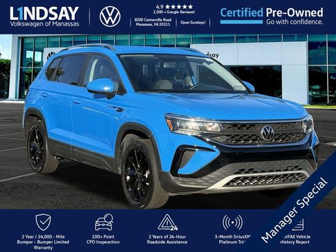 Certified 2022 Volkswagen Taos SE image 1