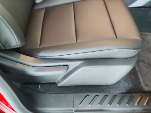 Used 2026 Chevrolet Colorado LT w/ LT Convenience Package AWD/4WD image 37