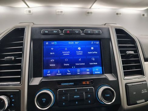 Certified 2020 Ford F350 Lariat AWD/4WD image 5