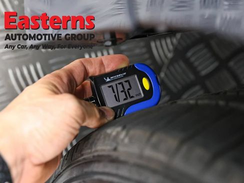Used 2020 Toyota Sienna L FWD image 25