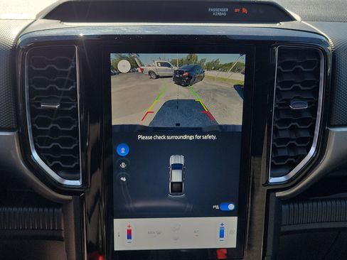 Used 2024 Ford Ranger XLT w/ Trailer Tow Package image 14