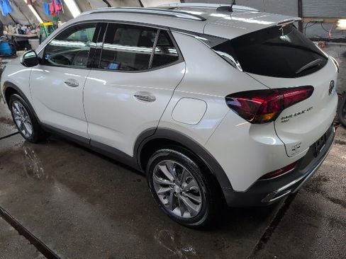 Certified 2022 Buick Encore GX Essence w/ Experience Buick Package image 3