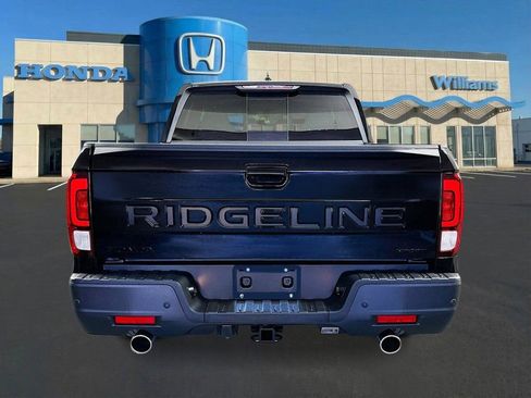 New 2026 Honda Ridgeline Black Edition image 3