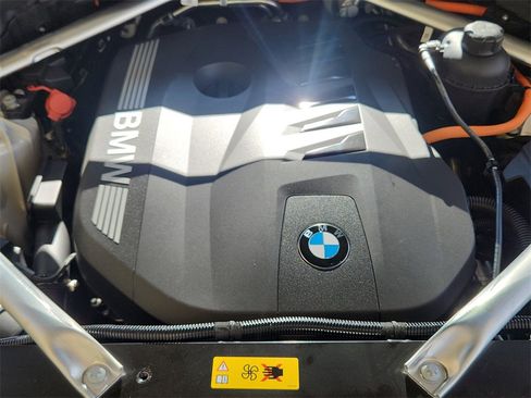 New 2026 BMW X5 xDrive50e w/ Premium Package image 35