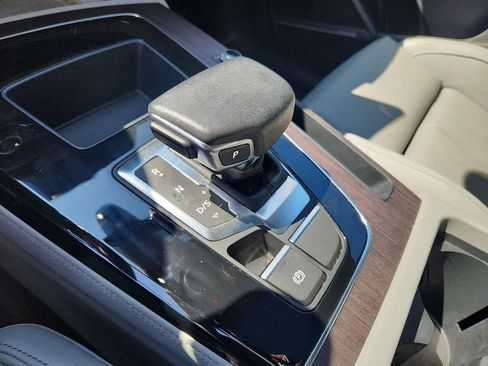 Used 2023 Audi Q5 2.0T Premium Plus w/ Premium Plus Package image 17