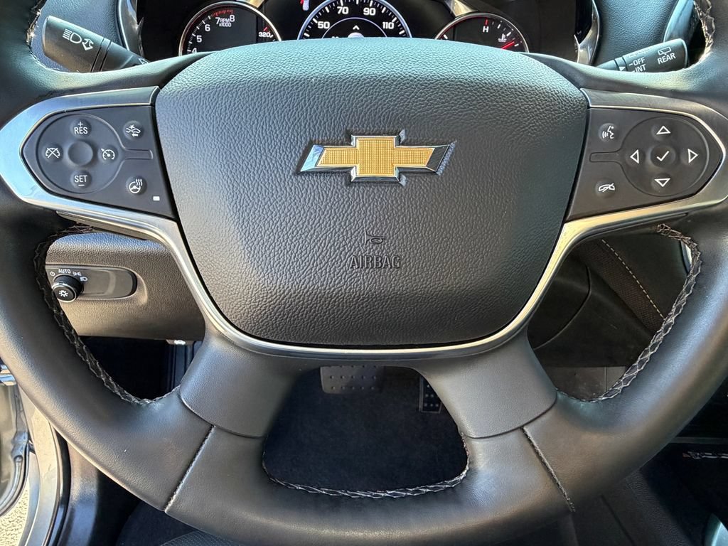 Used 2023 Chevrolet Traverse Premier AWD/4WD image 23