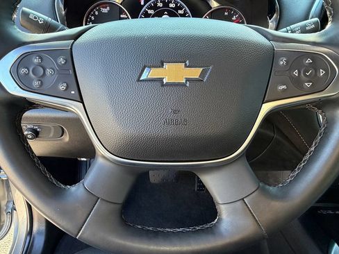 Used 2023 Chevrolet Traverse Premier AWD/4WD image 23
