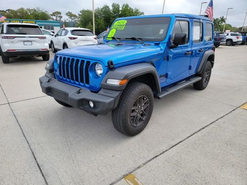 Used 2024 Jeep Wrangler Sport S image 1