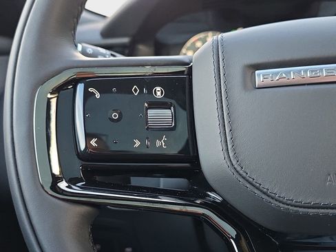 New 2026 Land Rover Range Rover Velar S image 17