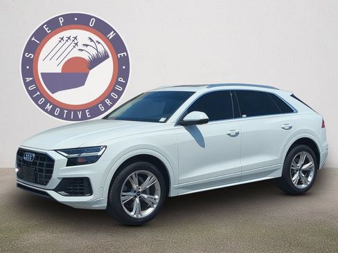 Used 2022 Audi Q8 Premium AWD/4WD image 1