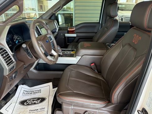 Used 2016 Ford F150 King Ranch w/ Equipment Group 601A Luxury AWD/4WD image 9