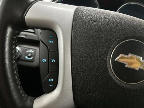 Used 2012 Chevrolet Traverse LT w/ All-Star Edition AWD/4WD image 38