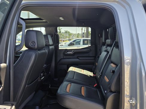 Used 2024 GMC Sierra 1500 AT4 w/ Technology Package AWD/4WD image 15