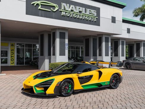 Used 2019 McLaren Senna image 31
