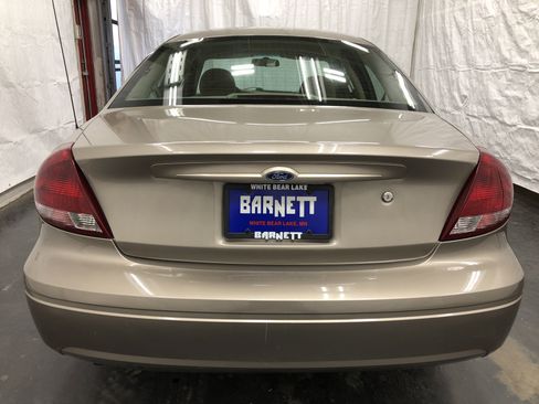 Used 2006 Ford Taurus SE image 7