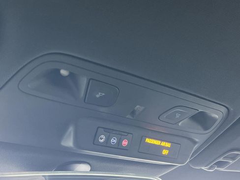 Used 2019 Chevrolet Camaro SS image 22