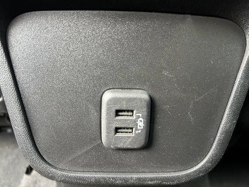 Used 2022 Chevrolet Equinox LT FWD image 25