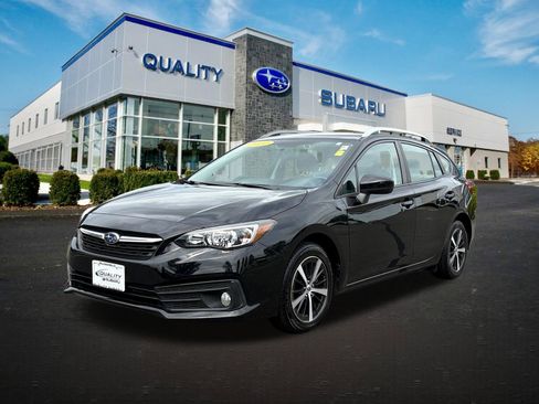 Used 2022 Subaru Impreza 2.0i Premium AWD/4WD image 1
