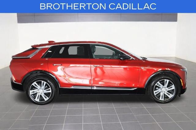 Certified 2024 Cadillac Lyriq Tech w/ Driver Assist Package AWD/4WD image 10
