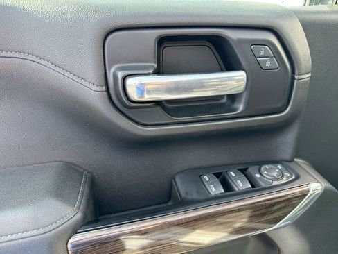 Used 2019 Chevrolet Silverado 1500 RST AWD/4WD image 20