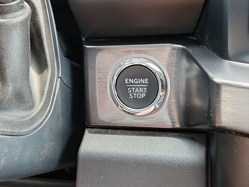 Used 2024 Ford F350 Lariat w/ Lariat Ultimate Package AWD/4WD image 23