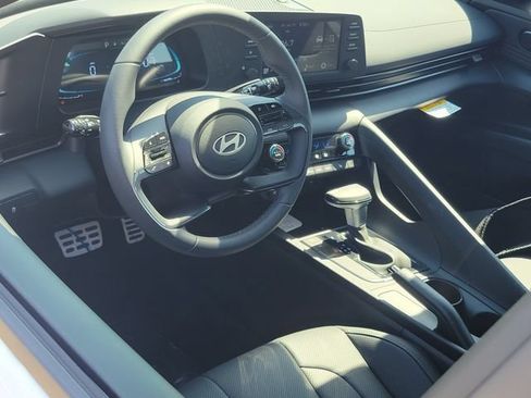 New 2026 Hyundai Elantra SEL Sport FWD image 5