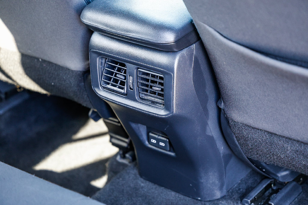 Used 2022 Toyota RAV4 XLE AWD/4WD image 34