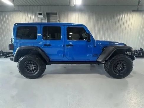 Used 2023 Jeep Wrangler Unlimited Sport AWD/4WD image 2