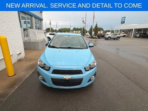 Used 2014 Chevrolet Sonic LT w/ Fun and Sun Package FWD image 3