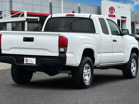 Used 2022 Toyota Tacoma SR image 4