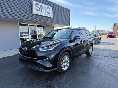 Used 2021 Toyota Highlander Limited