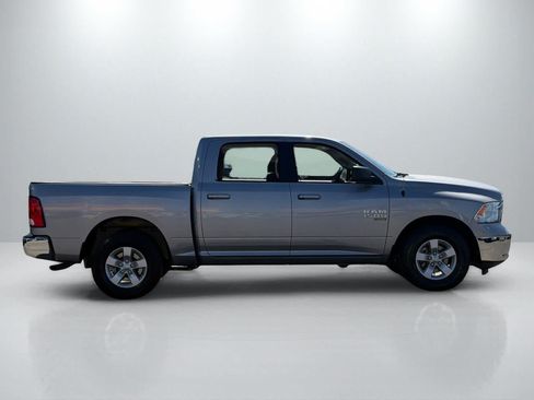 Used 2021 RAM 1500 Classic SLT RWD image 8