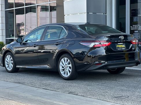 Used 2024 Toyota Camry LE image 6