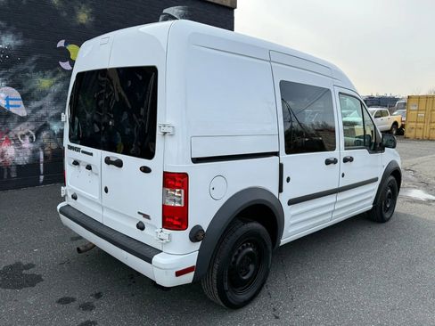 Used 2013 Ford Transit Connect XLT image 17