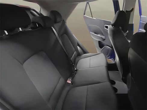 New 2026 Hyundai Venue SE image 18