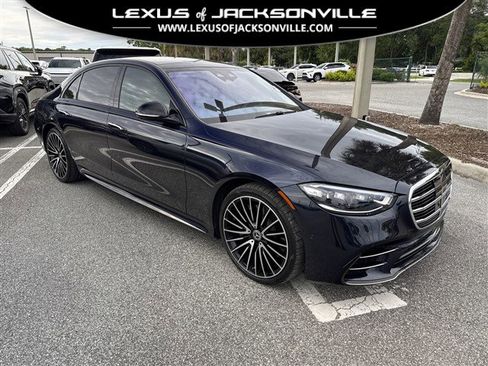 Used 2023 Mercedes-Benz S 500 4MATIC image 1