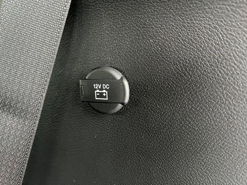 New 2026 Chrysler Voyager LX image 49