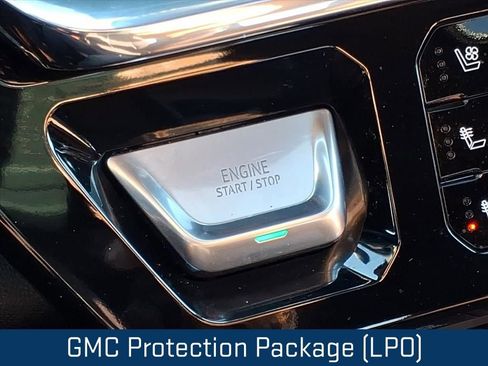 Certified 2025 GMC Sierra 2500 Denali Ultimate image 4