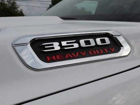 Used 2026 RAM 3500 Big Horn AWD/4WD image 13