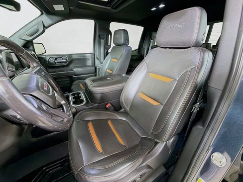 Used 2020 GMC Sierra 1500 AT4 w/ AT4 Premium Package AWD/4WD image 12