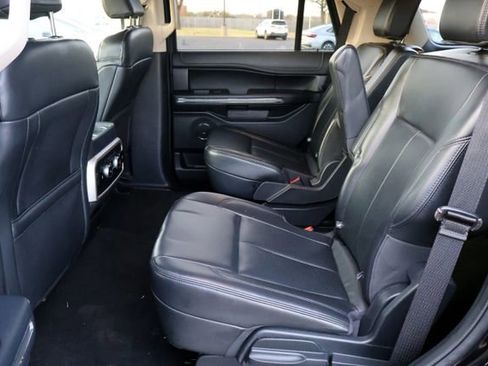 Certified 2023 Ford Expedition XLT image 29