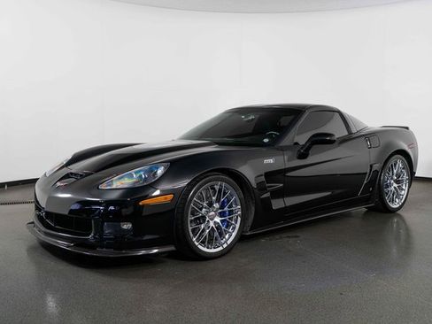 Used 2009 Chevrolet Corvette ZR1 w/ Preferred Equipment Group image 4