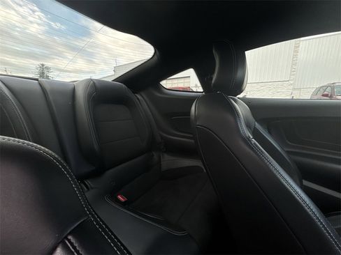 Used 2016 Ford Mustang Shelby GT350 w/ Technology Package image 14