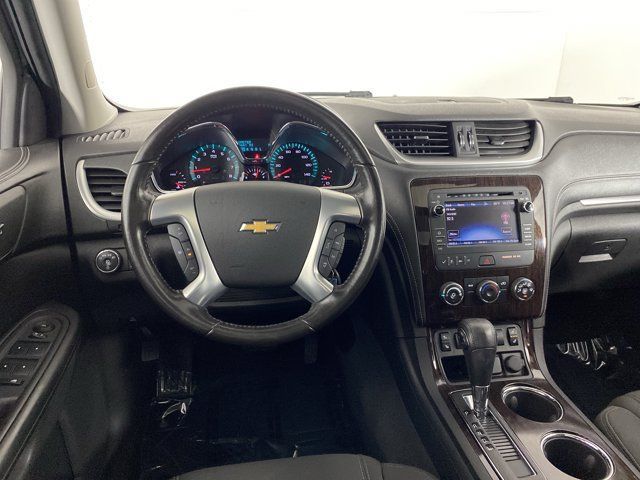Used 2016 Chevrolet Traverse LT w/ Style and Technology Package FWD image 19