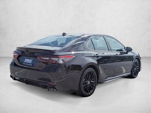 Used 2023 Toyota Camry XSE image 4