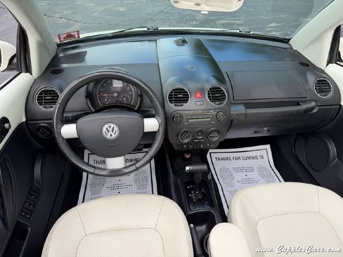 Used 2007 Volkswagen Beetle Triple White Edition FWD image 14