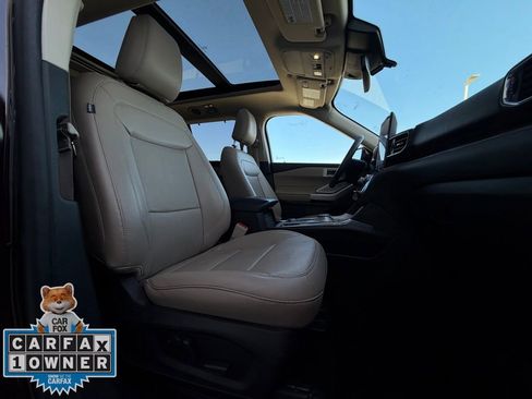 Used 2022 Ford Explorer Limited w/ Limited Technology Package image 24