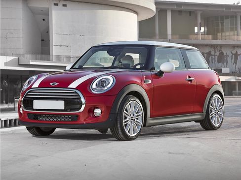 Used 2018 MINI Cooper 2-Door Hardtop FWD image 1