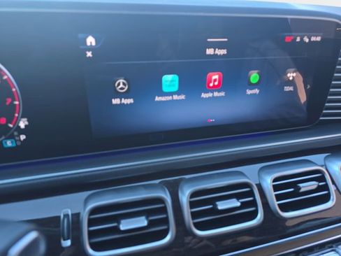 Used 2025 Mercedes-Benz GLE 450 4MATIC image 24